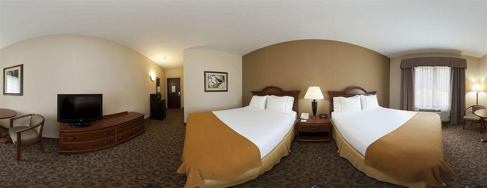 Comfort Inn & Suites Brevard Buitenkant foto