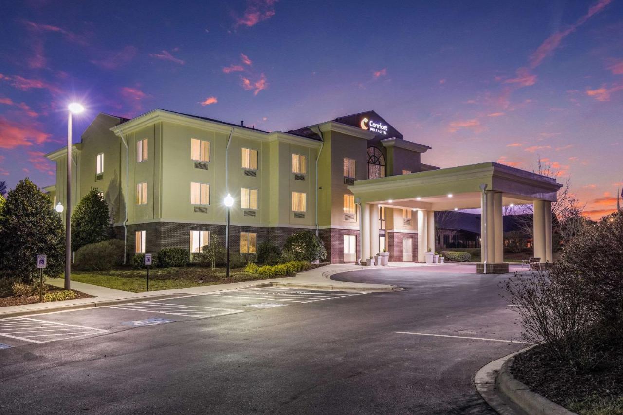 Comfort Inn & Suites Brevard Buitenkant foto