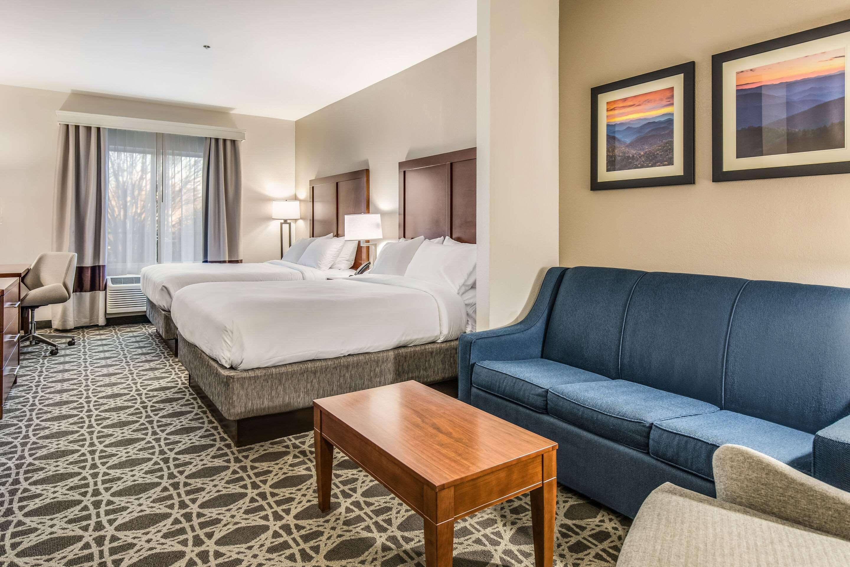 Comfort Inn & Suites Brevard Buitenkant foto