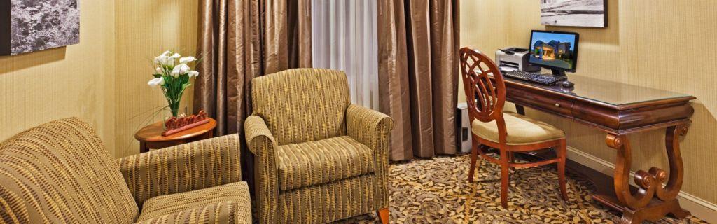 Comfort Inn & Suites Brevard Buitenkant foto