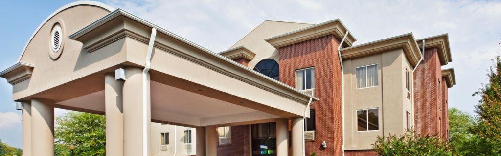 Comfort Inn & Suites Brevard Buitenkant foto
