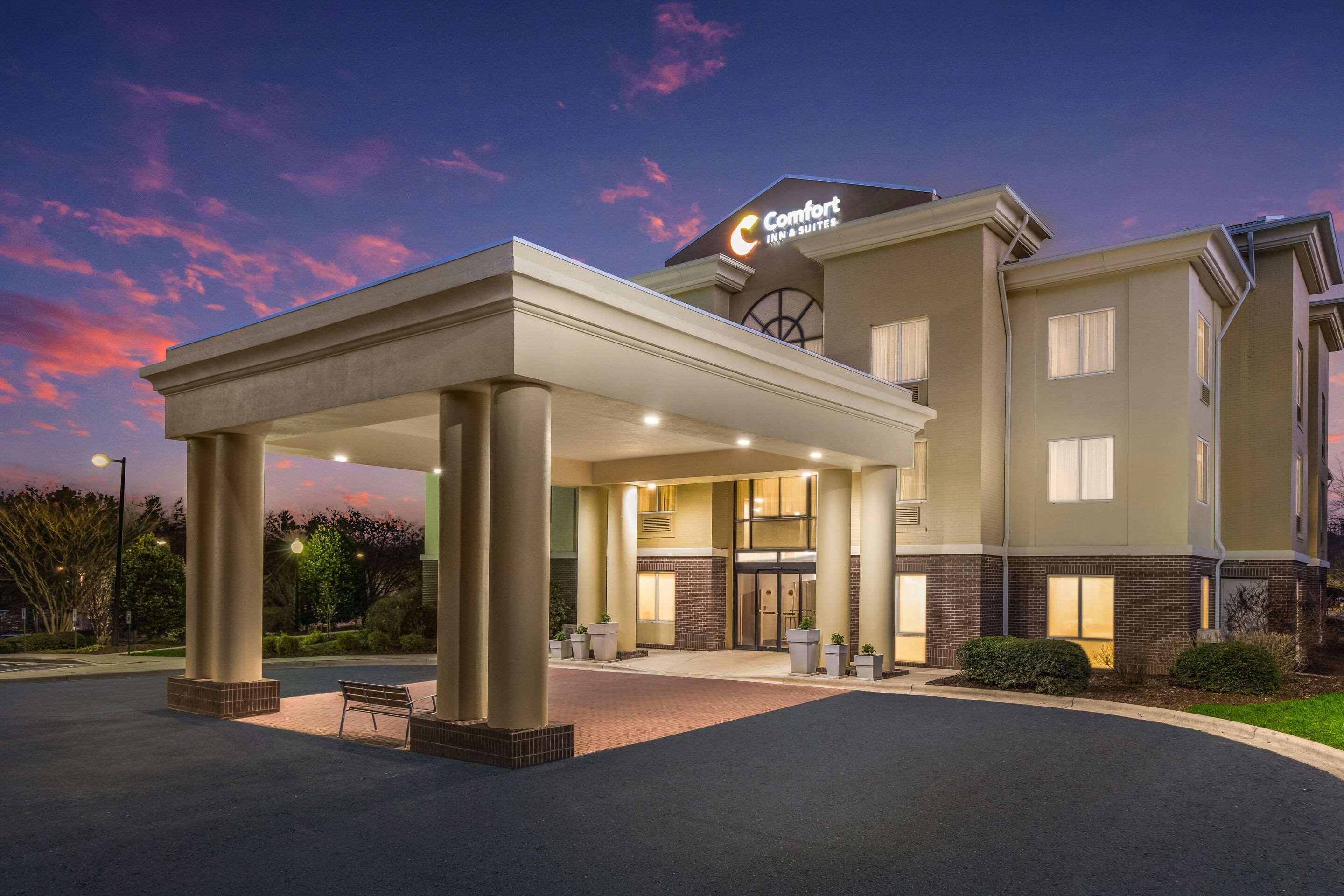 Comfort Inn & Suites Brevard Buitenkant foto